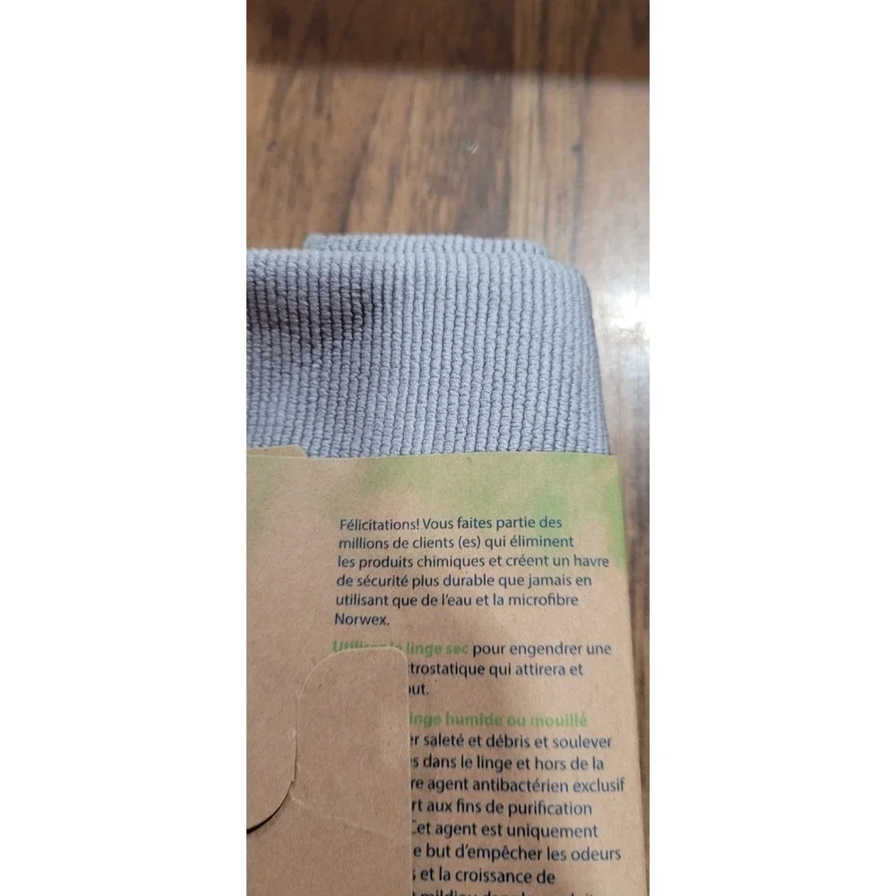 Norwex Envirocloth Bac Loc Graphic 13.78 x 13.78 NEW